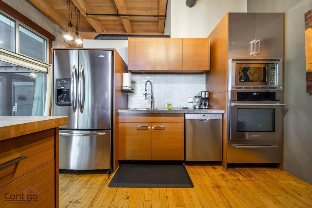 Historic Jd Loft, Near Ice District, Rogers Place, Ug Parking Edmonton Exterior photo