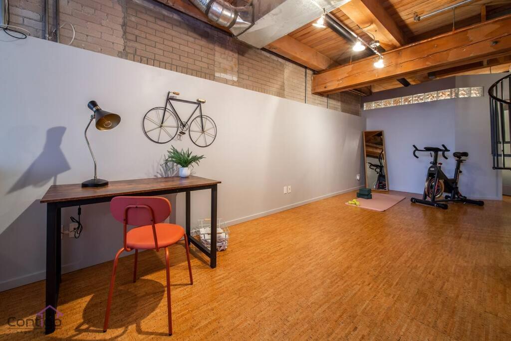 Historic Jd Loft, Near Ice District, Rogers Place, Ug Parking Edmonton Exterior photo
